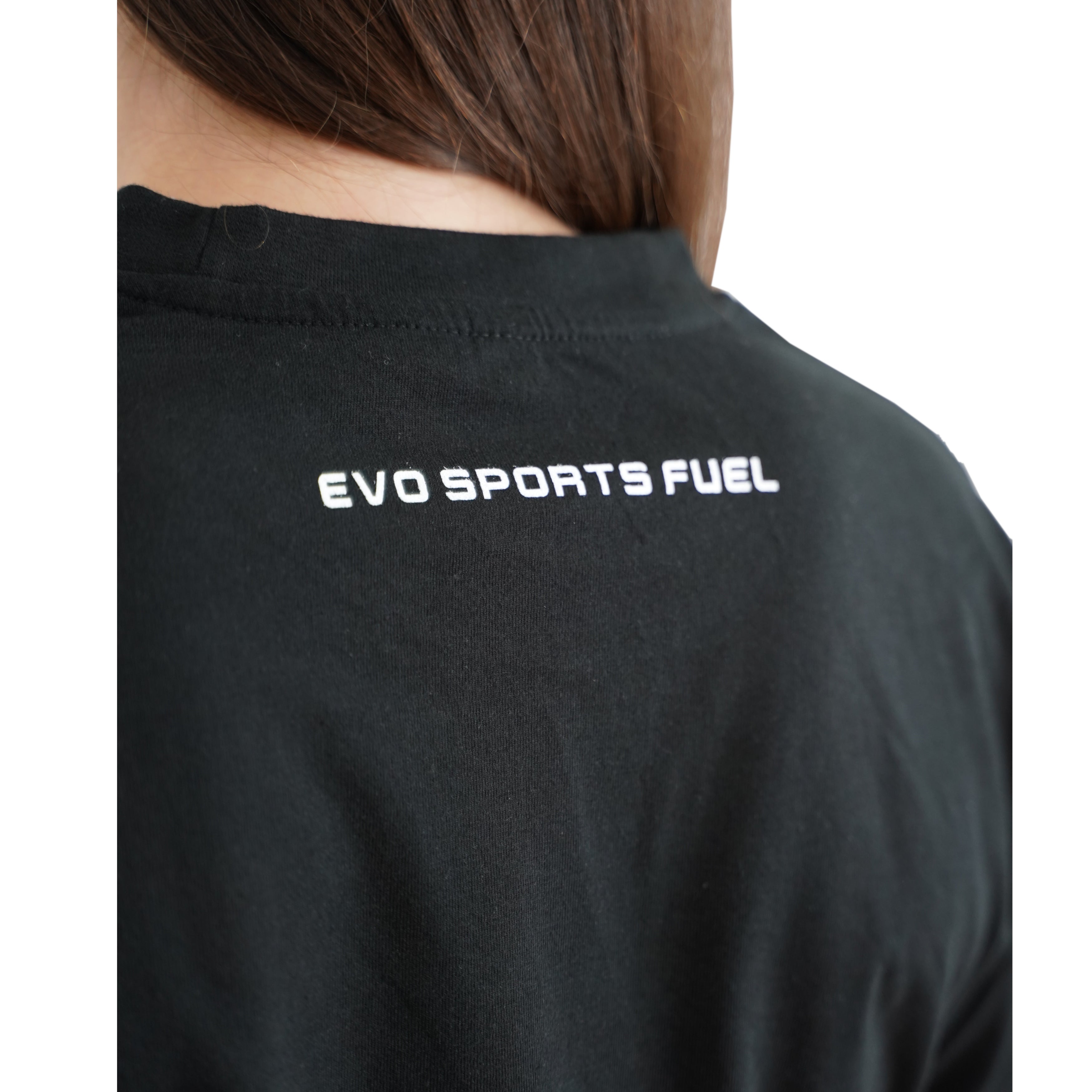 EVO SPORT FUEL auf der Rückseite des EVO CLASSIC Black T-Shirt geschrieben.